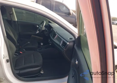 2020 Kia Rio Lx z USA, uszkodzony, nr VIN 3KPA24AD9LE315107